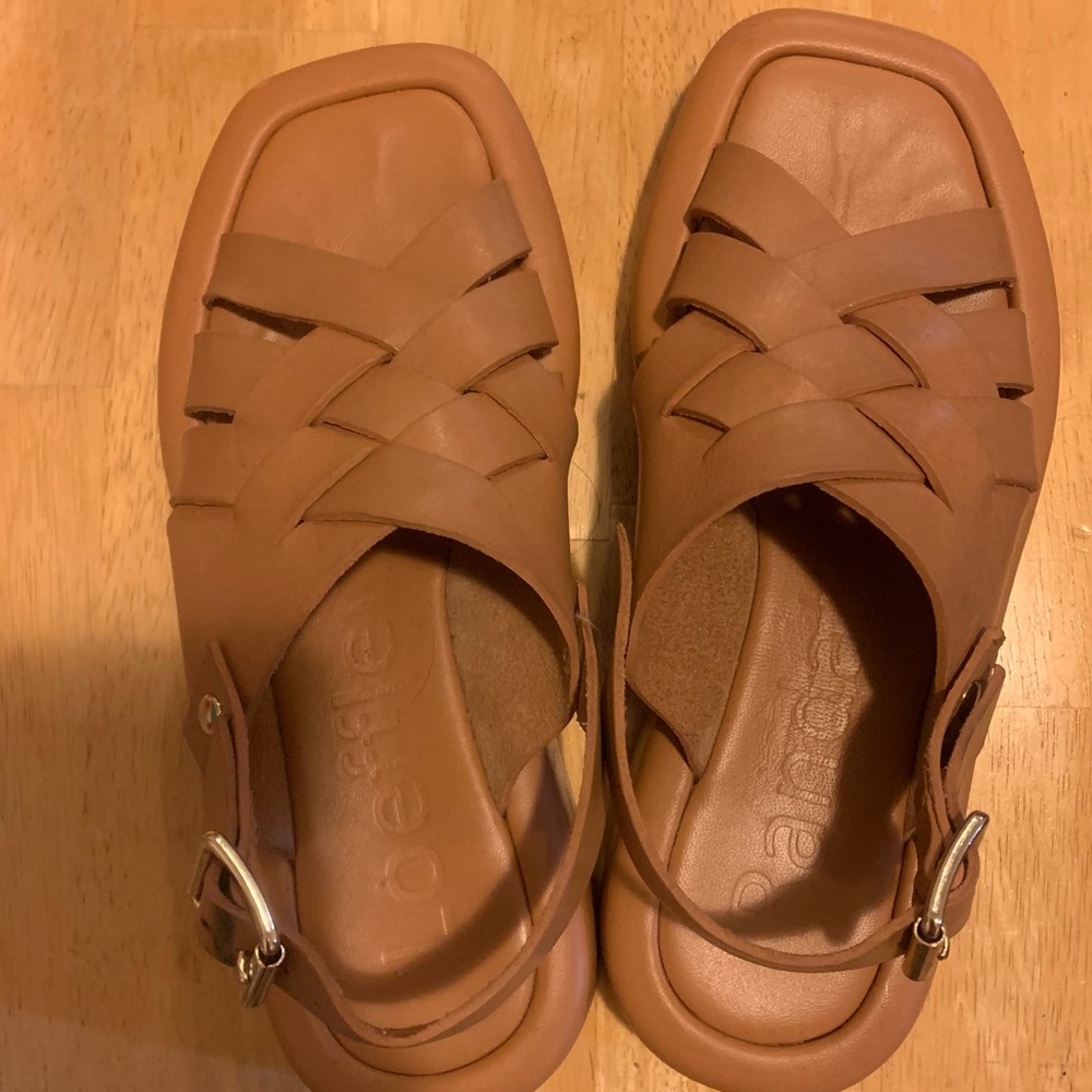 Loeffler Randall Finn Sandals in Honey